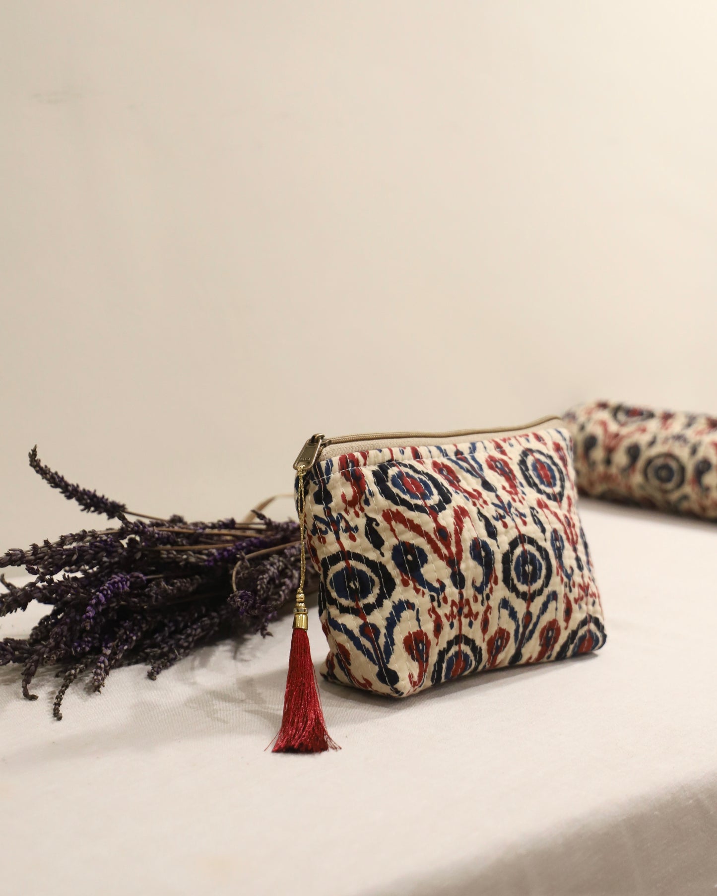NECESER MEDIANO TRIBAL